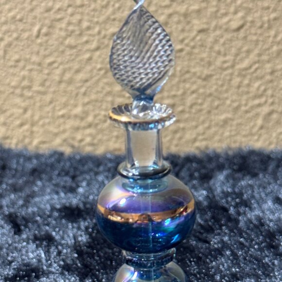 Handcrafted Egyptian Blue Iridescent Glass Perfume Bottle With Intricate Stopper - Picture 5 of 5